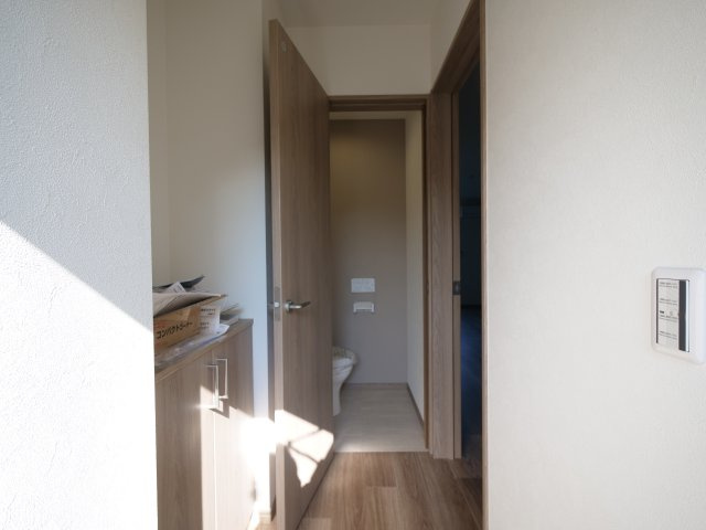 エクセレンス西花尻の玄関|※写真は別の部屋のものです。