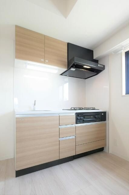 ＲＹＯＧＯＫＵ　ＳＴＡＴＩＯＮ　ＲＥＳＩＤＥＮＣＥのキッチン