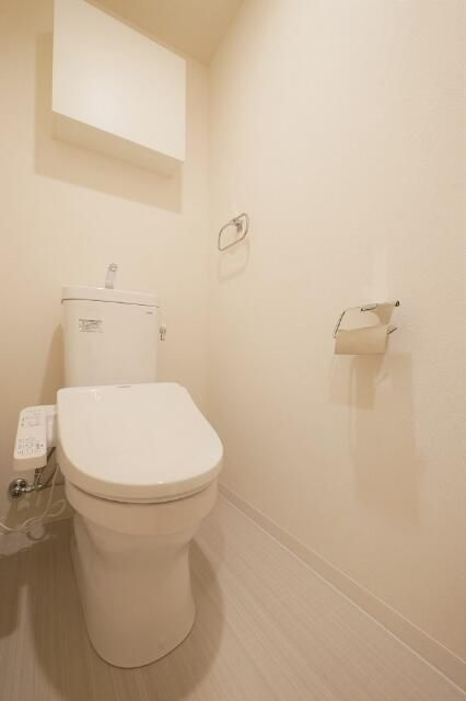 ＲＹＯＧＯＫＵ　ＳＴＡＴＩＯＮ　ＲＥＳＩＤＥＮＣＥのトイレ