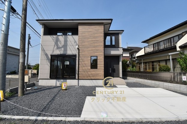 Grace　水戸市元吉田町　3期 　限定1棟！の駐車場|並列駐車可能なカースペースを確保。毎日のお車の出し入れがストレスなく行えます！
内覧可能です。ご予約はHPから、またお電話でも、お気軽にどうぞ。