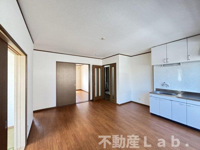 シャルマン野口　A棟の居間・リビング