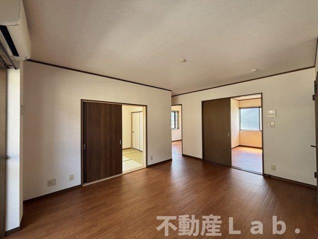 シャルマン野口　A棟の洋室