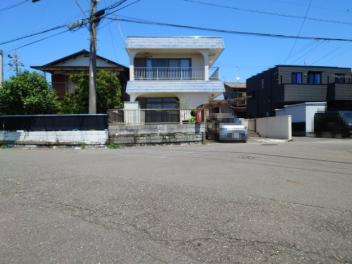 【前面道路含む現地写真】の画像