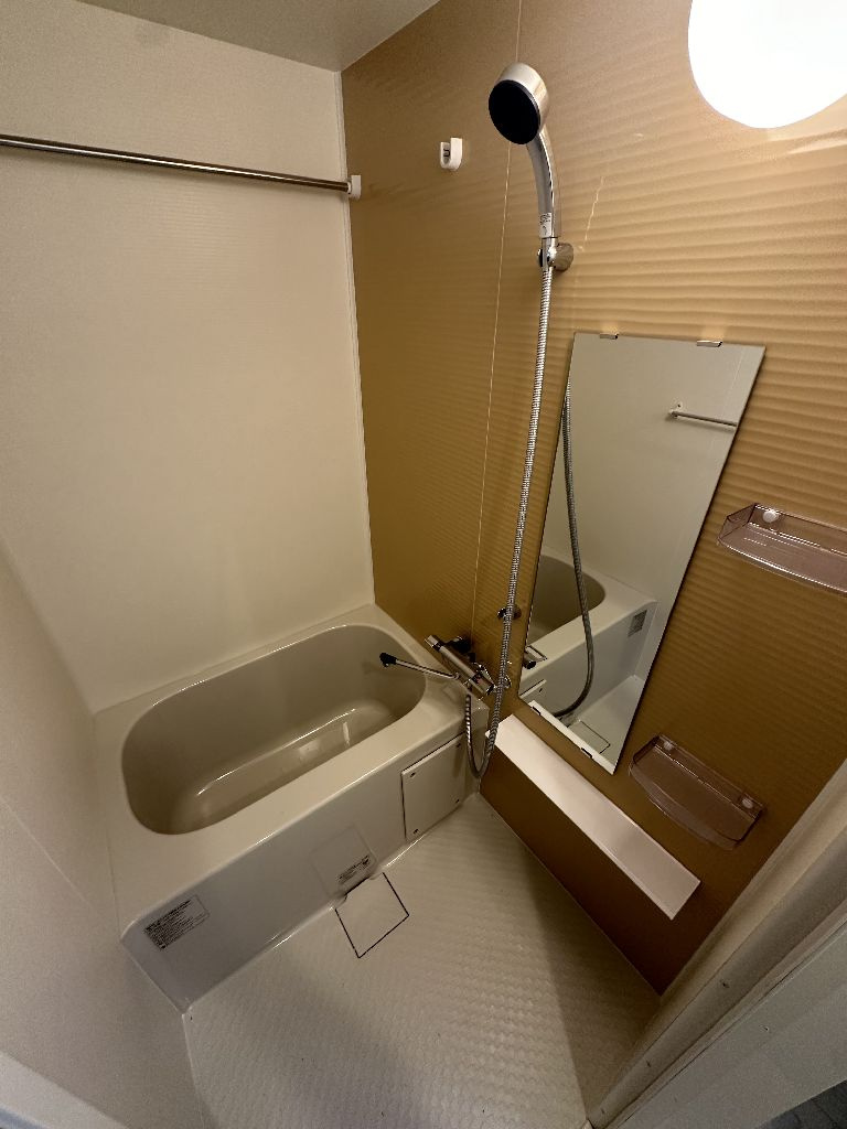 ＧＲＡＮ ＰＡＳＥＯ 三ノ輪の浴室