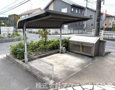 【その他共用部分】 | ヴィラ プレステージ | 屋根付き駐輪場