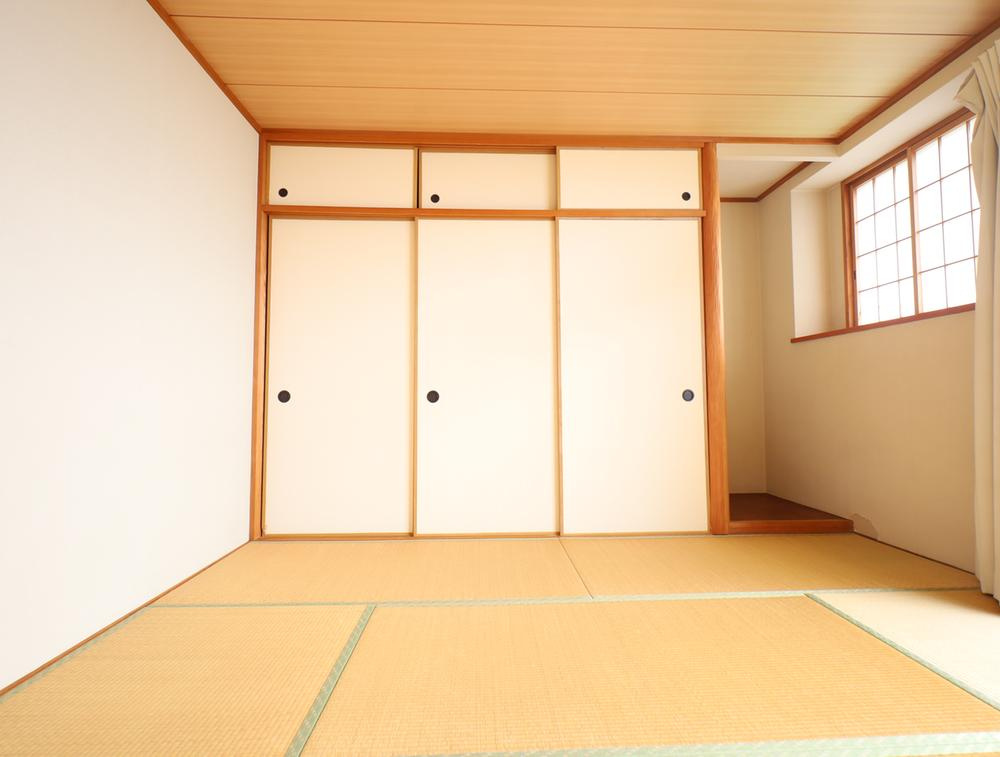 レックスガーデン守山弐番館の和室
