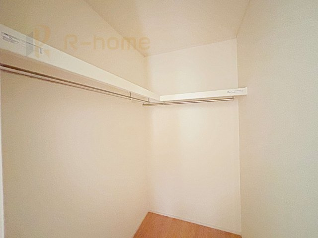 流山市西平井　新築戸建て　A号棟の収納|1階に大容量のファミリークローク！家族で活用できる便利な収納スペース♪