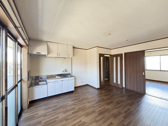 シャルマン野口　A棟の居間・リビング