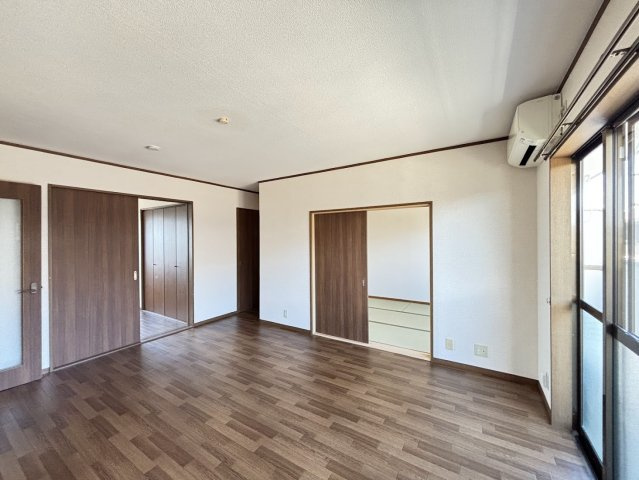 シャルマン野口　A棟の居間・リビング