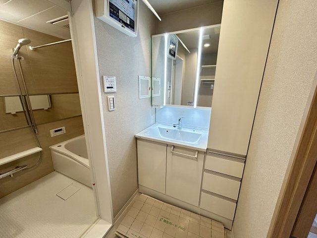 朝霧パーク・ホームズの独立洗面台