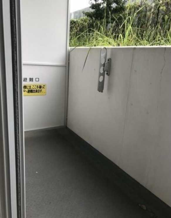 コンフォリア駒場　ペット相談可　浴室乾燥機　礼金０のバルコニー