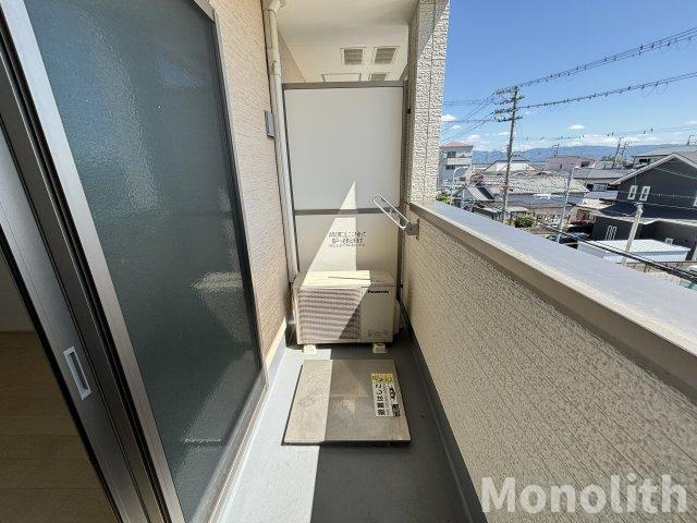 スリーハーブズグレンツェント泉大津のバルコニー