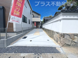 【外観】 | 現地写真。同じ物件を見るなら、プラス不動産販売にお任せ下さい。