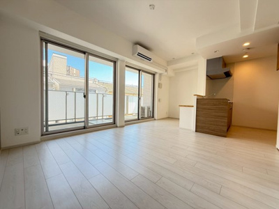 【居間・リビング】 | スプランディッド中之島WEST