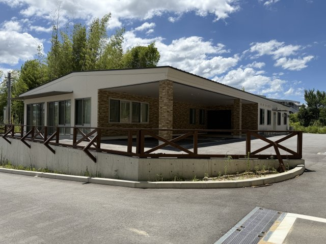 第6秋葉デイケア店舗の外観