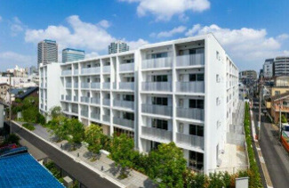 【外観】 | 鉄筋コンクリート造のがっちりとした建物。