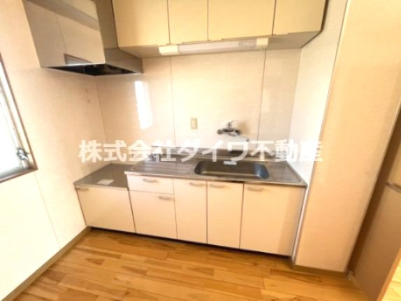 リバーサイドマンションのキッチン