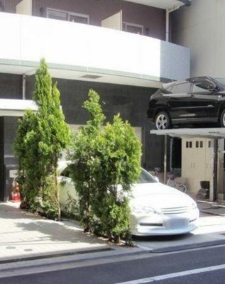 【駐車場】 | ラルジュ マノワール | 駐車場です