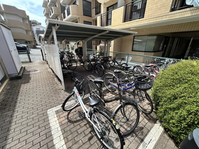 ラ・アトレ武蔵浦和WESTの駐輪場|敷地内駐輪場
