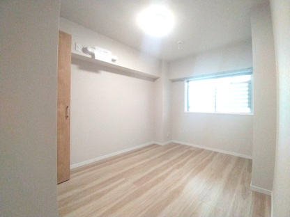 【洋室】ユートピアレジデンス南紫竹Ｂ棟 