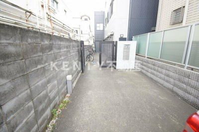 【エントランス】 | クレドシャンテ山王 | エントランスです