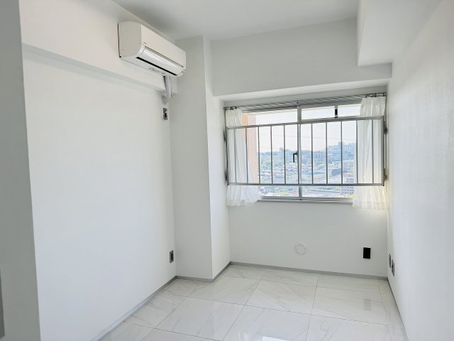 蓮生寺公園通り三番街５号棟の洋室|～4.5帖の洋室です～