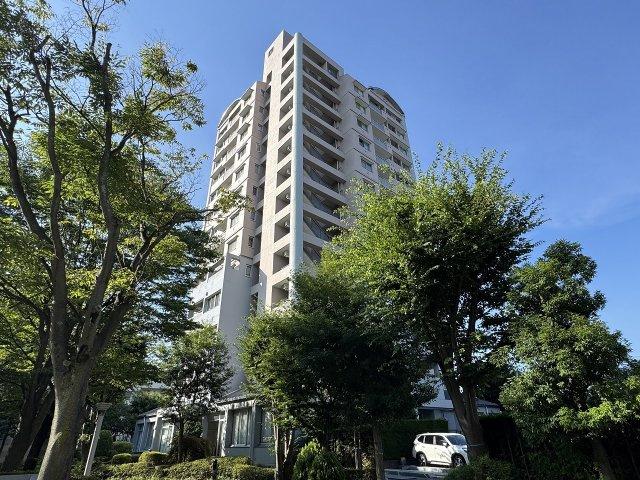 蓮生寺公園通り三番街５号棟の外観|～京王堀之内駅徒歩16分　内装フルリノベ済　総戸数219戸のビッグコミュニティ～