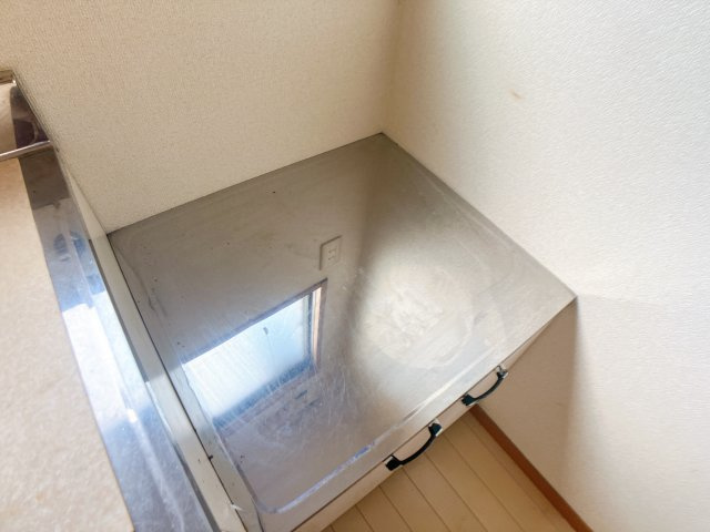 岩滑借家Bのキッチン