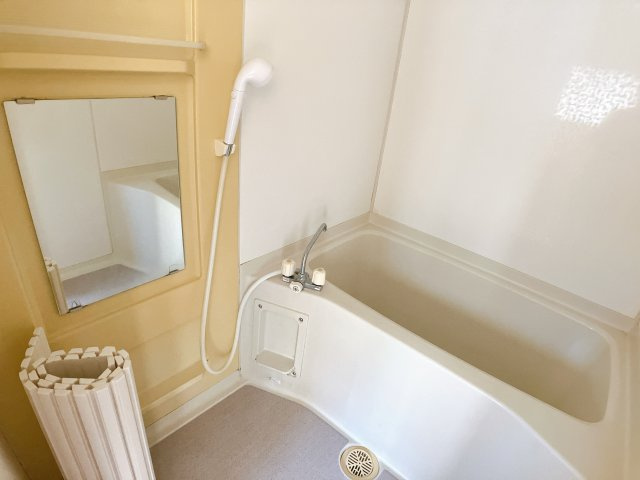 岩滑借家Bの浴室