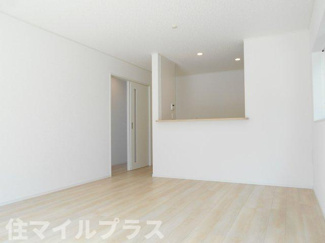 【居間・リビング】 | 本宮市青田新築一戸建て11棟 | ゆったりとしたリビングです