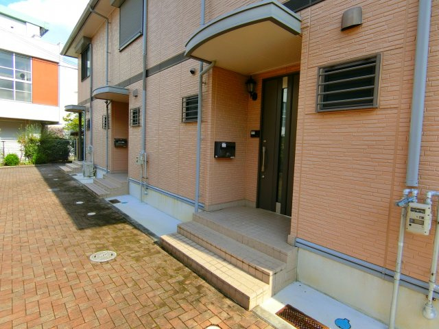 Green Garden in GUMINOKI　Ａ棟のエントランス