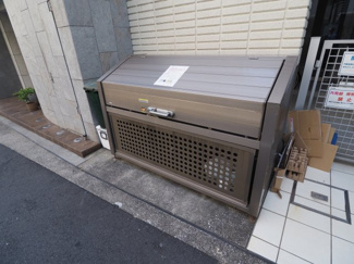 【その他共用部分】 | 敷地内ゴミストッカー完備