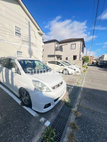ハイツジョイの駐車場