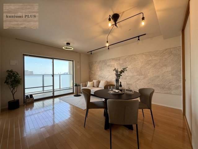 タイムズ・ピース・スクエア・ファーストゲートシティ