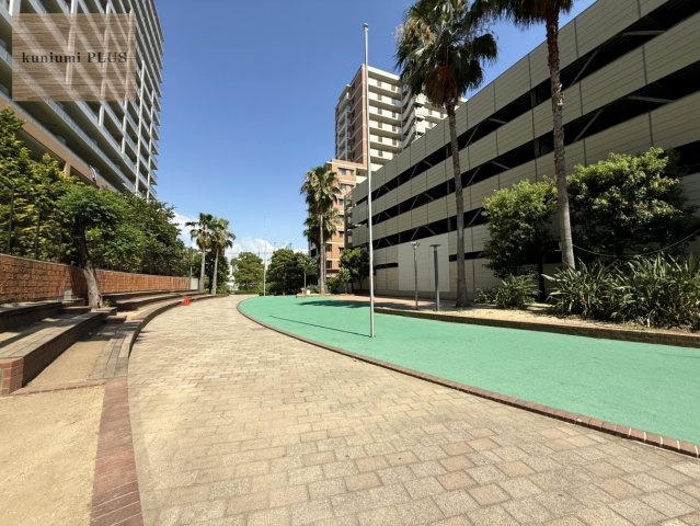 タイムズ・ピース・スクエア・ファーストゲートシティの周辺