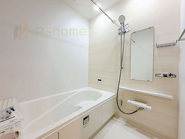 取手市井野第1期　新築戸建て　2号棟の浴室|足を伸ばしてもゆったりできるバスルーム♪機能性も取り入れて使い易さも保証します♪