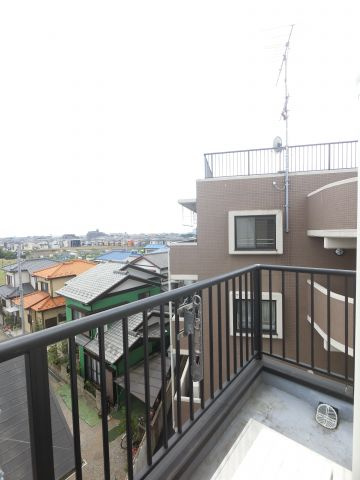 【バルコニー】