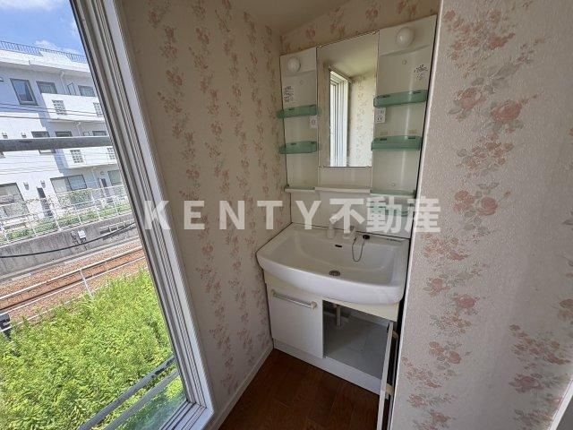 【洗面所】 | ウイング古屋 | 忙しい朝には欠かせない洗面所です