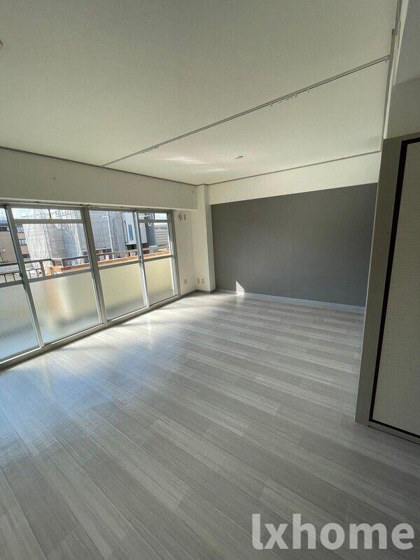 メゾントゥルースの寝室|落ち着いた色調の寝室です