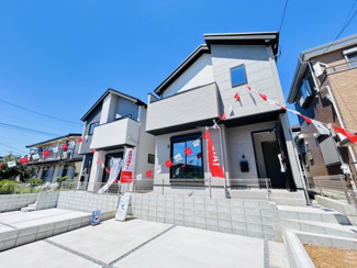 【外観】 | 外観
「品格ある佇まいが日々の暮らしを彩る、魅力的な外観。」