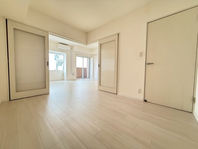 【居間・リビング】 | クロスレジデンス大阪新町