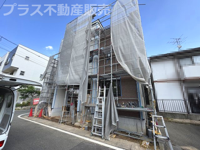 【外観】 | 春日市春日原北町5丁目1期　1号棟（全2棟）【仲介手数料無料・0円】 | 現地写真。プラス不動産販売なら、現場の全ての棟をまとめてご見学頂けます。