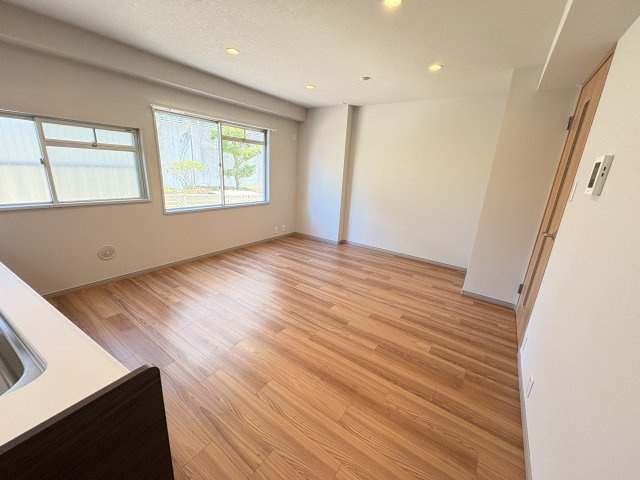 五色山パークハイツの居間・リビング