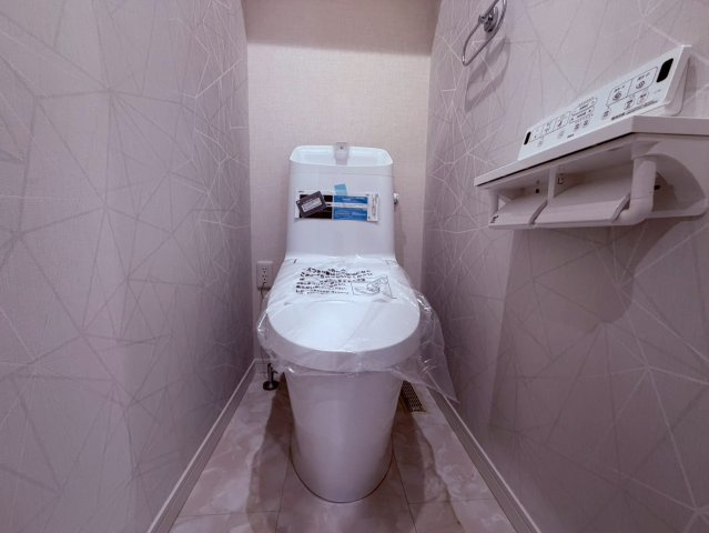 【トイレ】 | 練馬区豊玉南２丁目　新築戸建て　A号棟 | プライべートな空間だからこそ清潔感を大切にしました