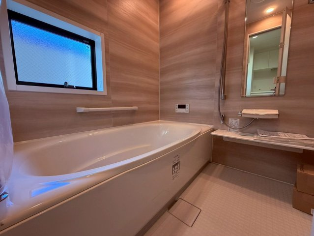 【浴室】 | 練馬区豊玉南２丁目　新築戸建て　A号棟 | １日の疲れはゆったりお風呂で癒しませんか？