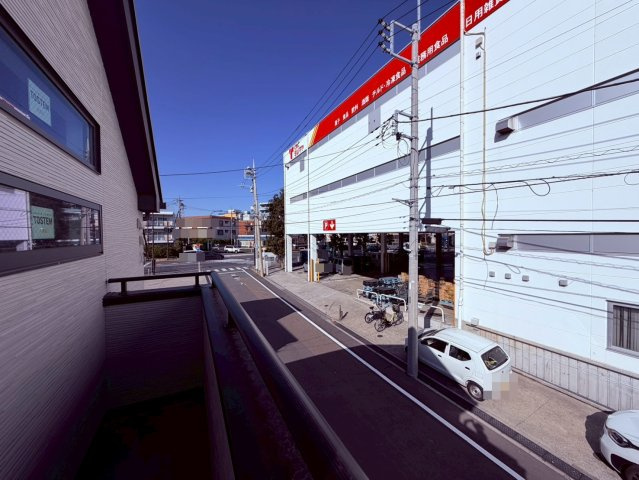 【前面道路含む現地写真】 | 練馬区豊玉南２丁目　新築戸建て　A号棟 | 開放的な眺望で、毎日の生活にゆとりを感じられます