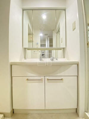【洗面所】 | プレジール靭公園 | プレジール靭公園　洗面台
