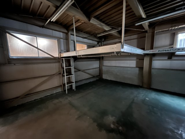 楠３丁目９０８、９１０店舗・倉庫の内装