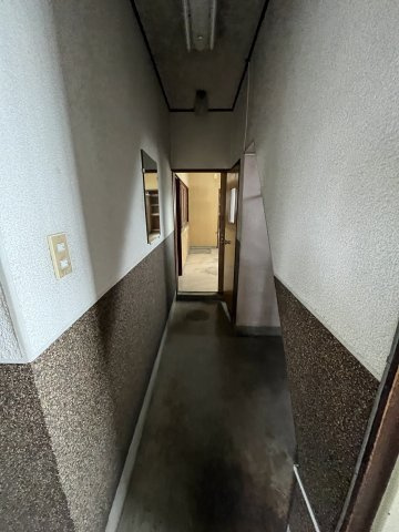 楠３丁目９０８、９１０店舗・倉庫のロビー