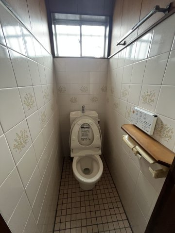 楠３丁目９０８、９１０店舗・倉庫のトイレ